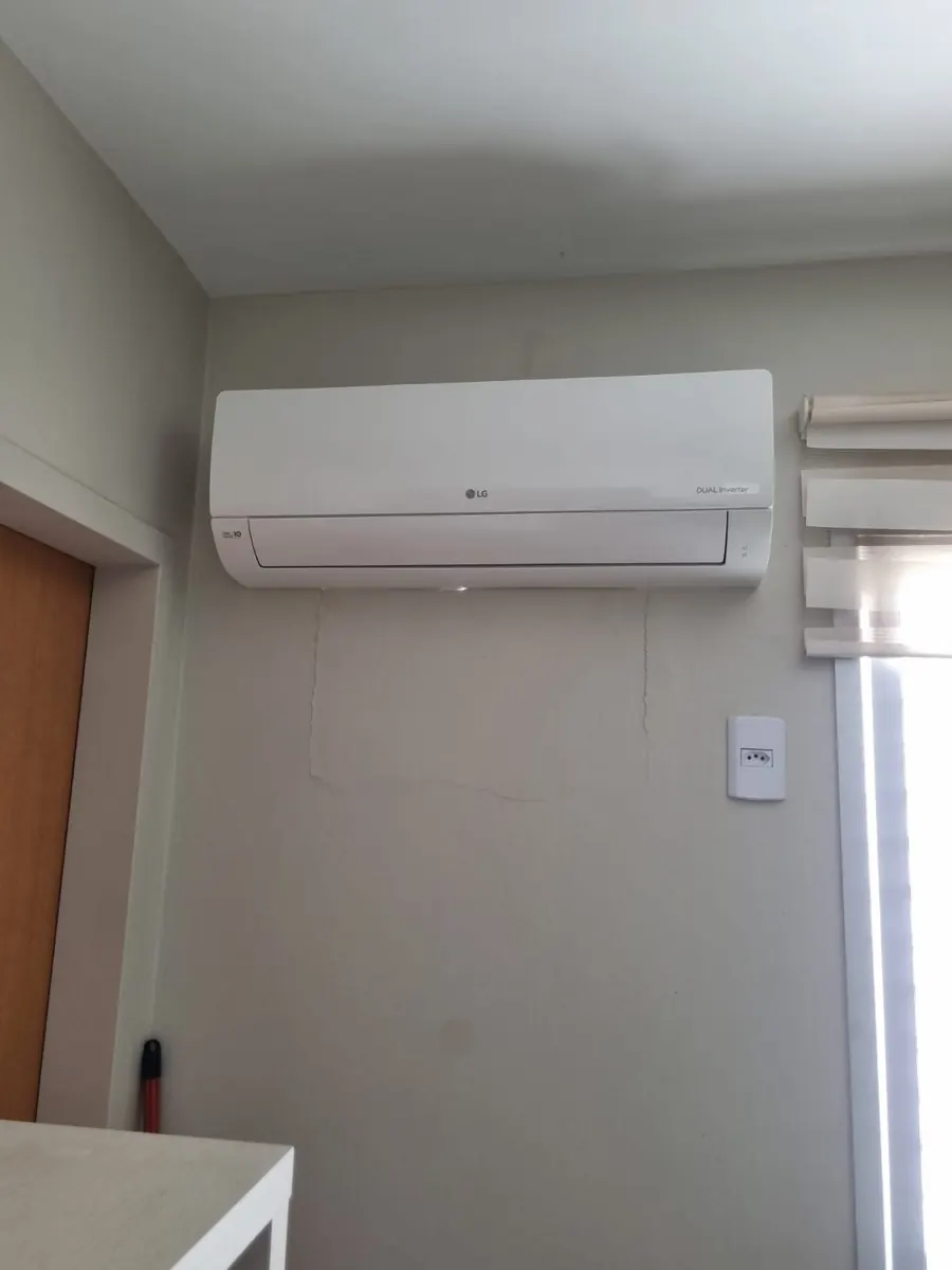 Instalação LG Dual Inverter apartamento - instalador ar condicionado Goiânia